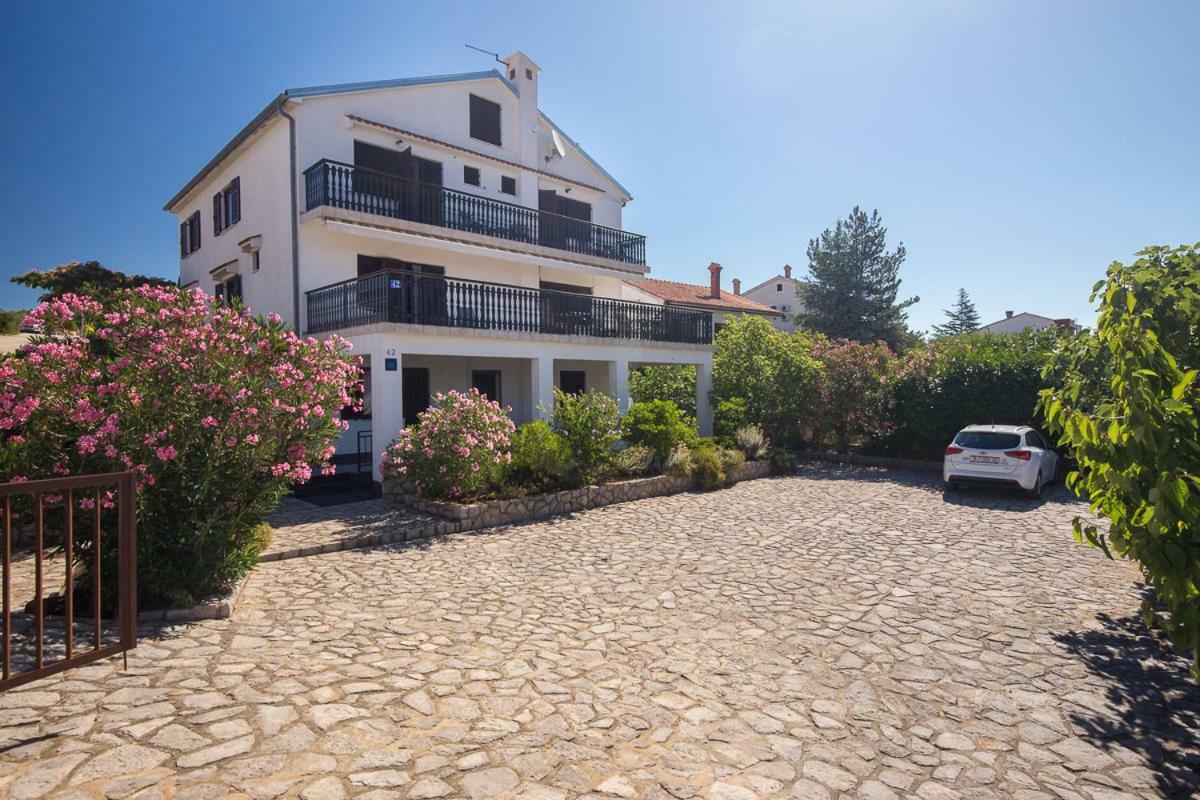 Rooms Miramare Krk Town Esterno foto